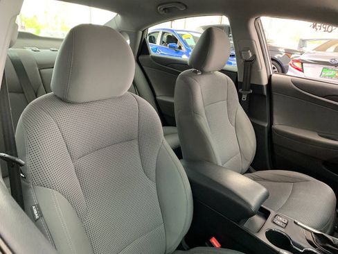 Used 2013 Hyundai Sonata GLS w/ Popular Equipment Pkg FWD image 10