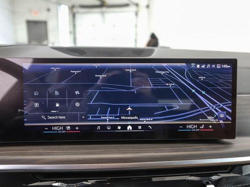 New 2026 BMW X5 xDrive50e w/ Executive Package image 16