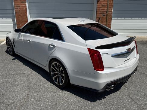 Used 2016 Cadillac CTS V w/ Carbon Fiber Package RWD image 20
