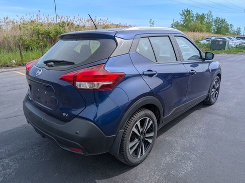 Used 2020 Nissan Kicks SV FWD image 8