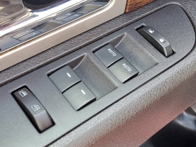Used 2013 Ford F150 Lariat w/ Mid Equipment Group AWD/4WD image 29
