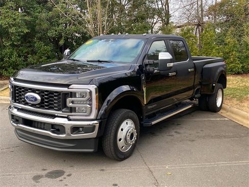 Used 2026 Ford F450 Lariat w/ Chrome Package image 3