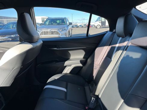 Used 2025 Toyota Camry LE image 39