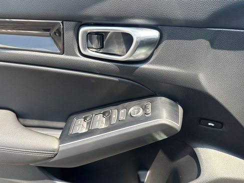 Certified 2025 Honda Civic Sport Touring image 20