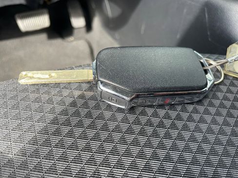 Used 2025 Kia Soul LX w/ LX Technology Package FWD image 22