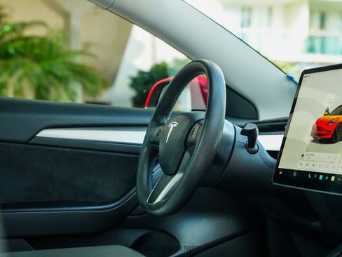 Used 2022 Tesla Model 3 Performance image 44