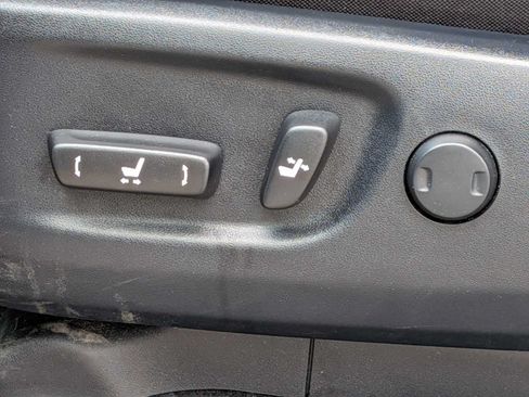 Used 2020 Toyota 4Runner TRD Off-Road AWD/4WD image 16