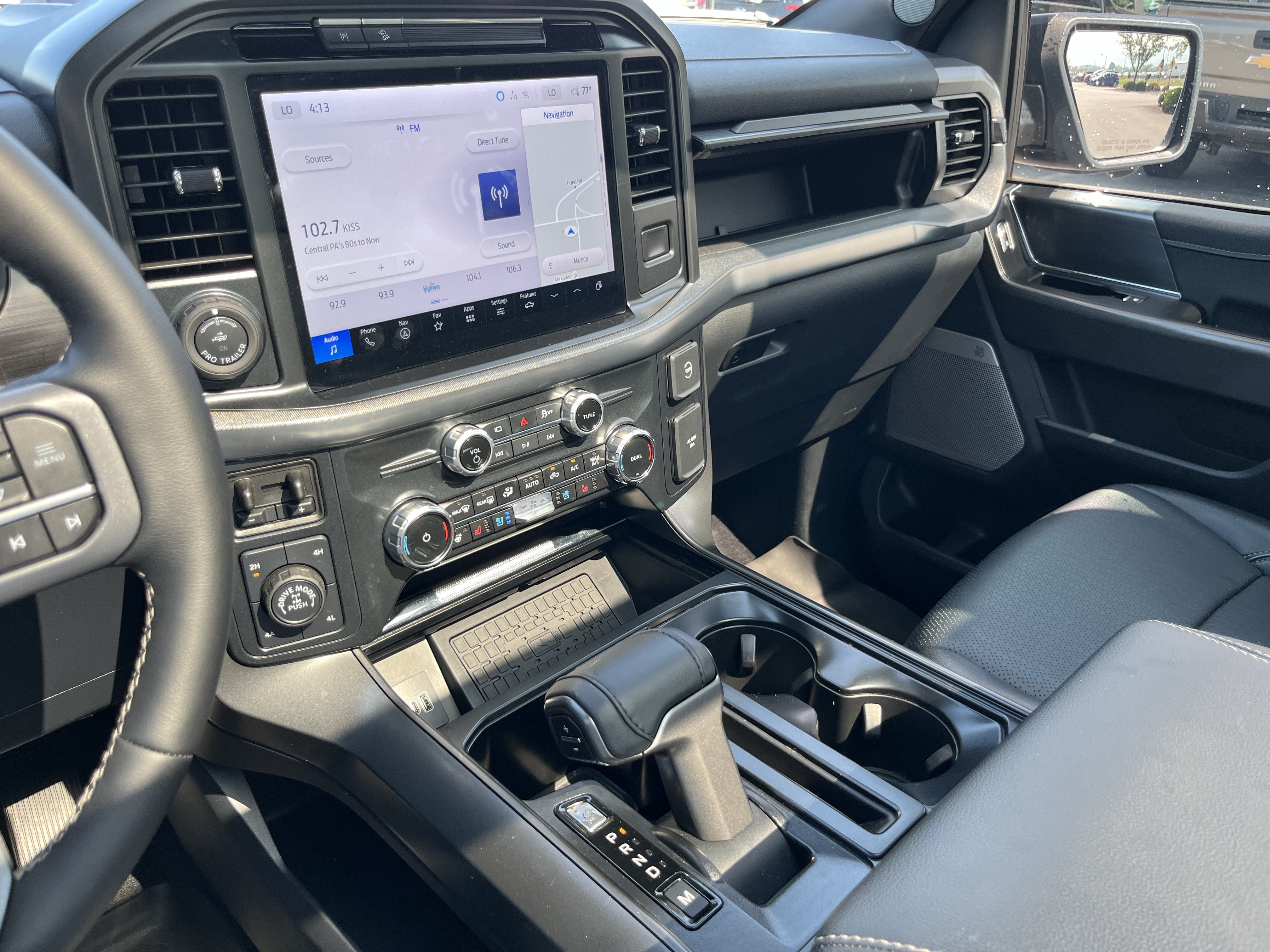 Used 2025 Ford F150 Lariat w/ Equipment Group 501A Mid AWD/4WD image 31