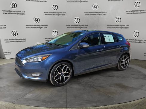 Used 2018 Ford Focus SEL image 1