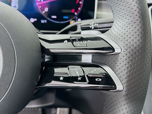 Certified 2025 Mercedes-Benz C 300 4MATIC Sedan image 13