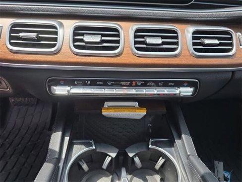 Certified 2025 Mercedes-Benz GLE 350 4MATIC image 32