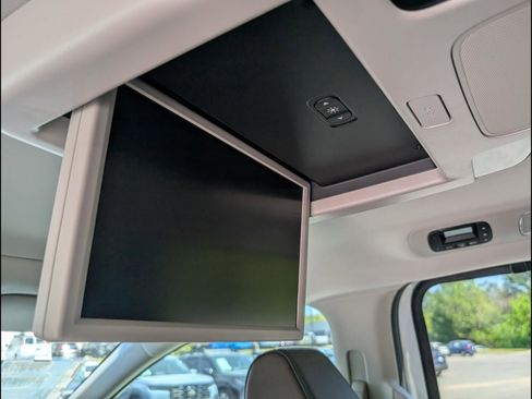 New 2026 Honda Odyssey Touring image 8