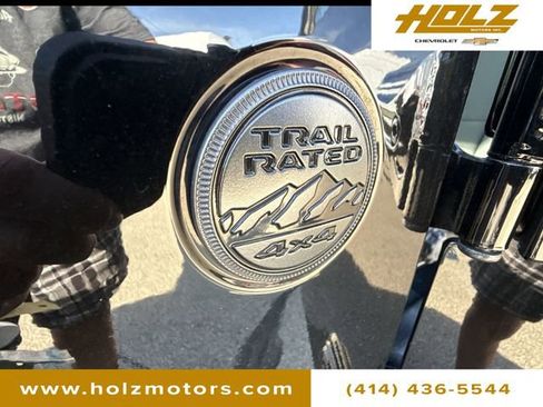 Used 2022 Jeep Wrangler Unlimited Sport image 32