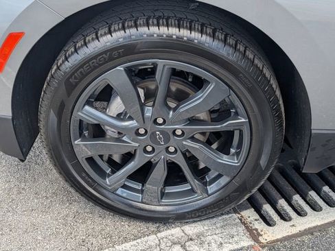 Used 2023 Chevrolet Equinox LS w/ LS Convenience Package image 19