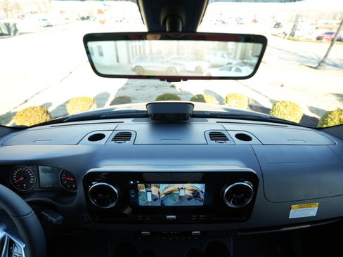 New 2026 Mercedes-Benz Sprinter 2500 image 31