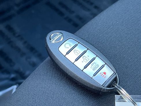 Used 2021 Nissan Sentra SV image 24