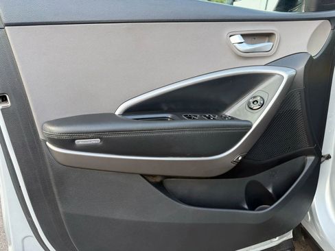 Used 2017 Hyundai Santa Fe Sport AWD/4WD image 10