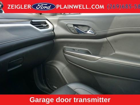 Used 2023 GMC Acadia SLT w/ Elevation Edition AWD/4WD image 31