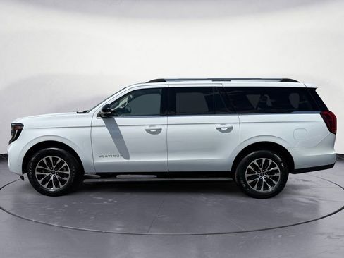 Used 2025 Ford Expedition Max Platinum AWD/4WD image 2
