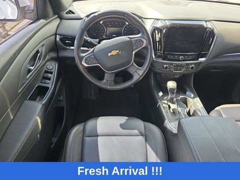 Used 2023 Chevrolet Traverse LT FWD image 23