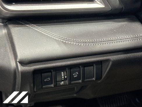 Used 2024 Subaru Outback Limited AWD/4WD image 10