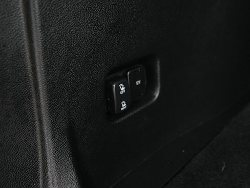 Certified 2024 Ford Edge SEL w/ Convenience Package image 17