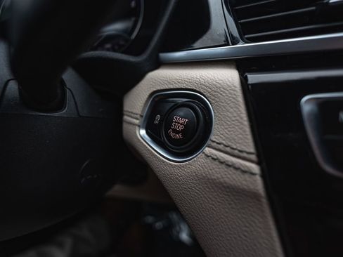 Used 2018 BMW X2 xDrive28i image 19