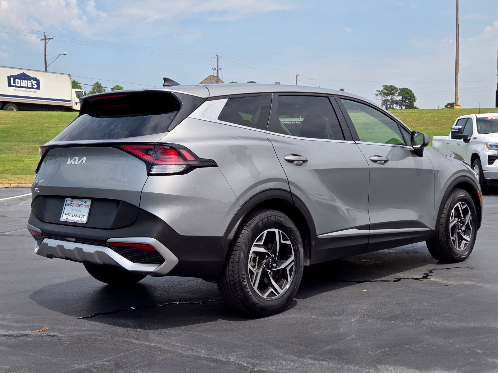 Used 2024 Kia Sportage LX FWD image 5