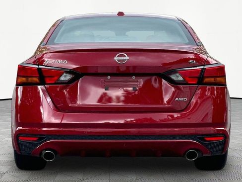 Used 2024 Nissan Altima 2.5 SL AWD/4WD image 6