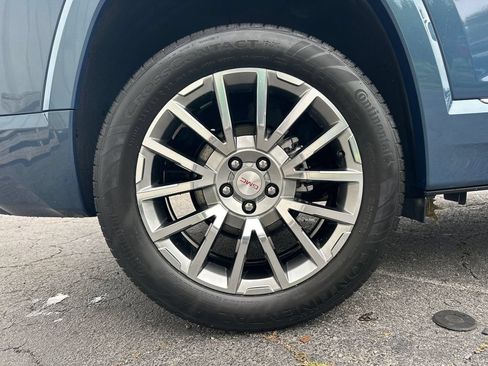 Used 2026 GMC Terrain Denali AWD/4WD image 18