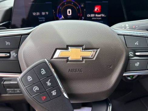 New 2026 Chevrolet Suburban LT w/ Comfort Package AWD/4WD image 43
