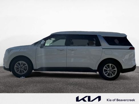 Used 2024 Kia Carnival LX image 2
