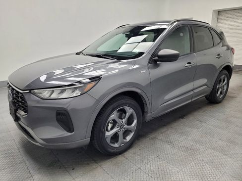 Used 2024 Ford Escape ST-Line image 2