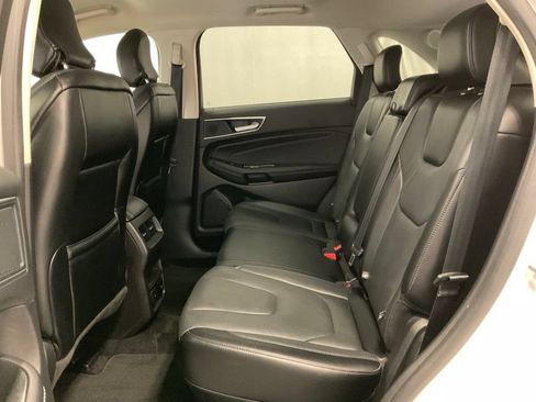 Used 2018 Ford Edge Titanium w/ Technology Package AWD/4WD image 36