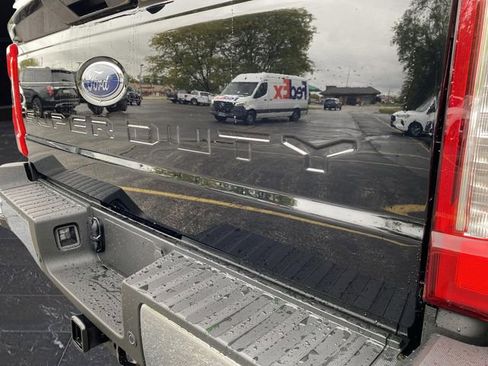 New 2026 Ford F250 Lariat w/ FX4 Off-Road Package image 33