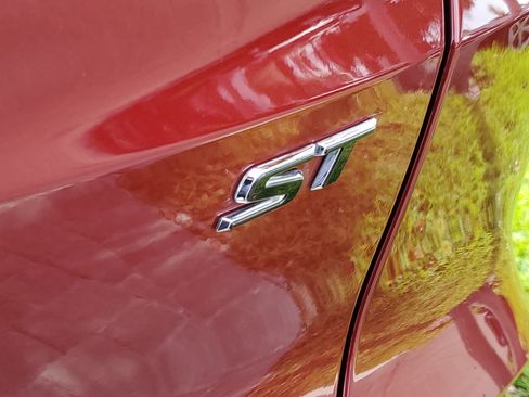 Certified 2024 Buick Envista Sport Touring w/ Convenience I Package FWD image 9