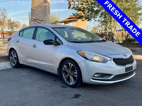 Used 2015 Kia Forte EX w/ UVO Package W/17" Alloys image 1