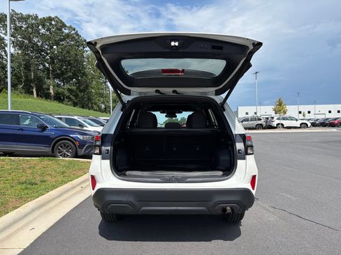 New 2026 Subaru Forester Premium AWD/4WD image 11