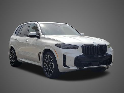New 2026 BMW X5 xDrive50e w/ Executive Package AWD/4WD image 3