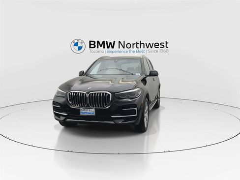 Used 2022 BMW X5 xDrive40i w/ Premium Package image 8