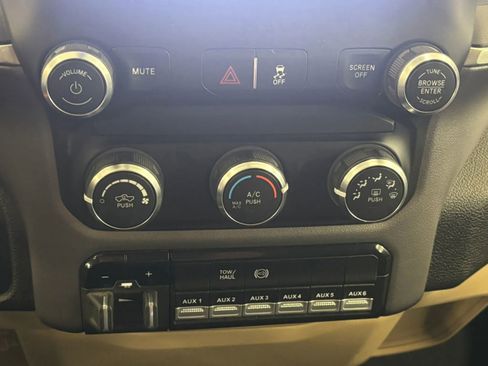 Used 2022 RAM 2500 Big Horn w/ Snow Chief Group AWD/4WD image 44