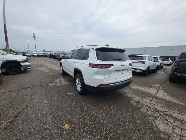 Used 2023 Jeep Grand Cherokee L Laredo w/ Luxury Tech Group I AWD/4WD image 20