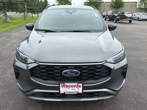 Used 2024 Ford Escape ST-Line AWD/4WD image 3