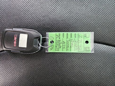 Used 2023 GMC Terrain AT4 w/ Tech Package AWD/4WD image 30