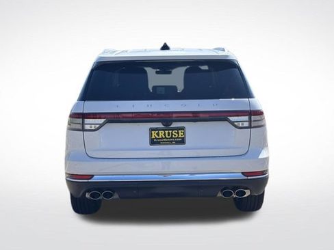 New 2026 Lincoln Aviator AWD image 34