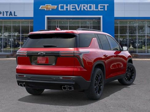 New 2026 Chevrolet Traverse LT image 4