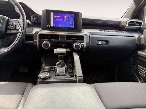 Used 2024 Toyota Tacoma SR5 AWD/4WD image 14