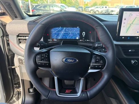 Used 2025 Ford Explorer ST w/ Sun And Sound Package AWD/4WD image 18