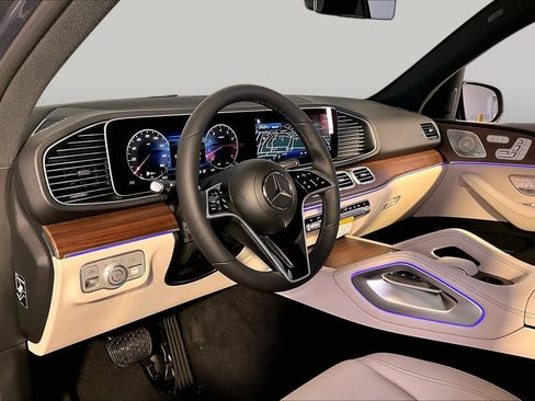 New 2026 Mercedes-Benz GLE 350 4MATIC image 9
