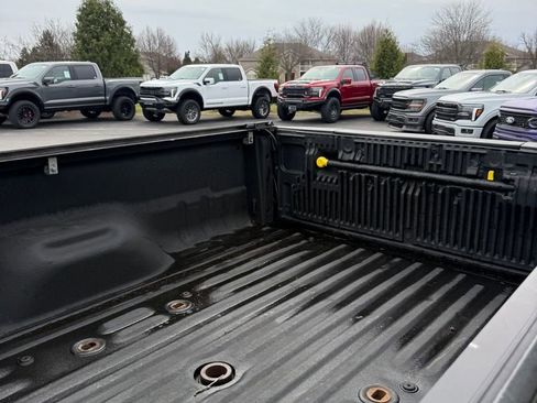 Used 2016 Ford F250 Platinum w/ Platinum Package image 21